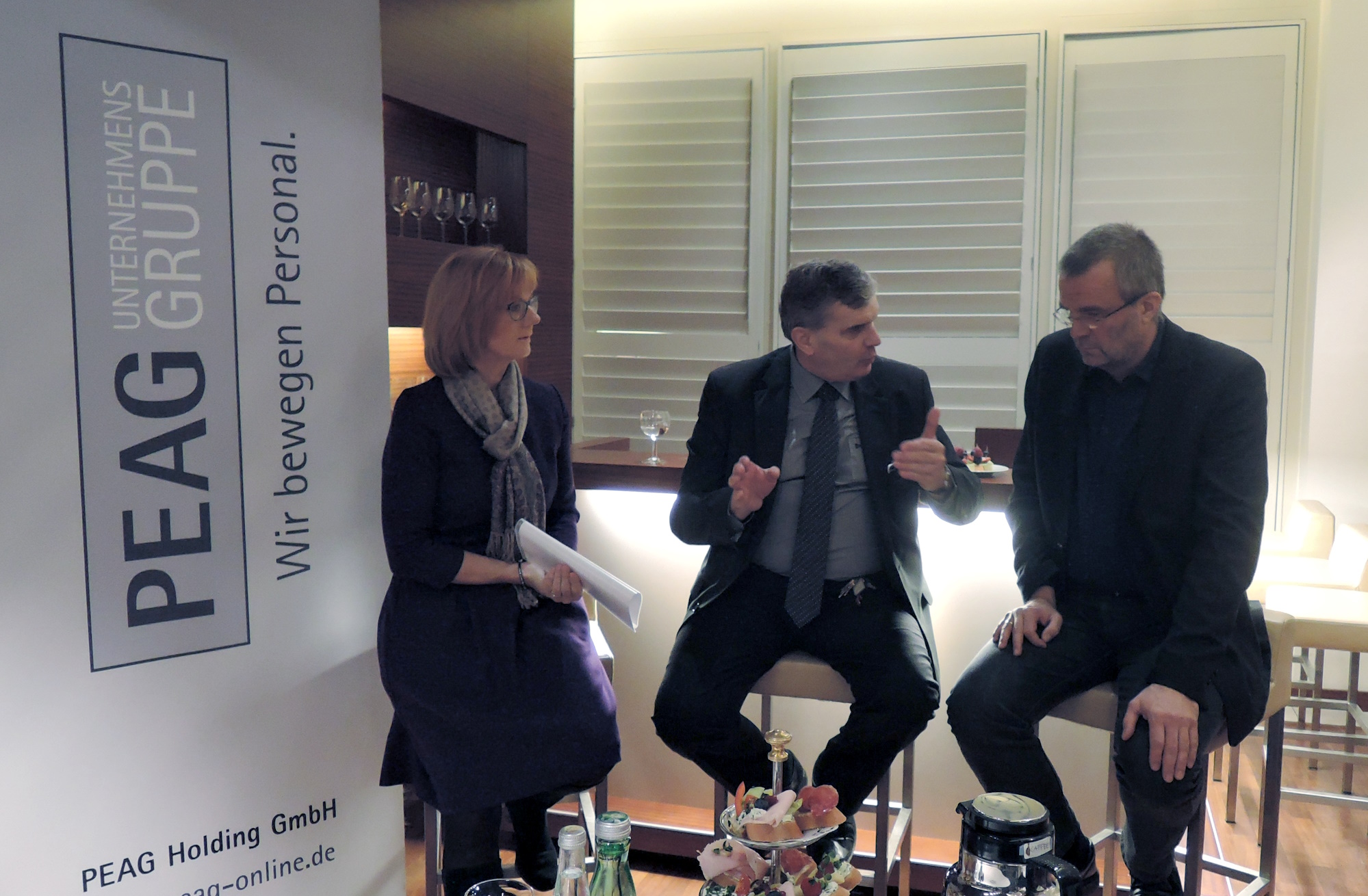 Ewald Schurer, MdB, SPD, Berichterstatter für Haushaltsplan des Bundesministeriums für Arbeit und Soziales, und Prof. Dr. Ronnie Schöb, ifo-Institut Dresden und FU Berlin