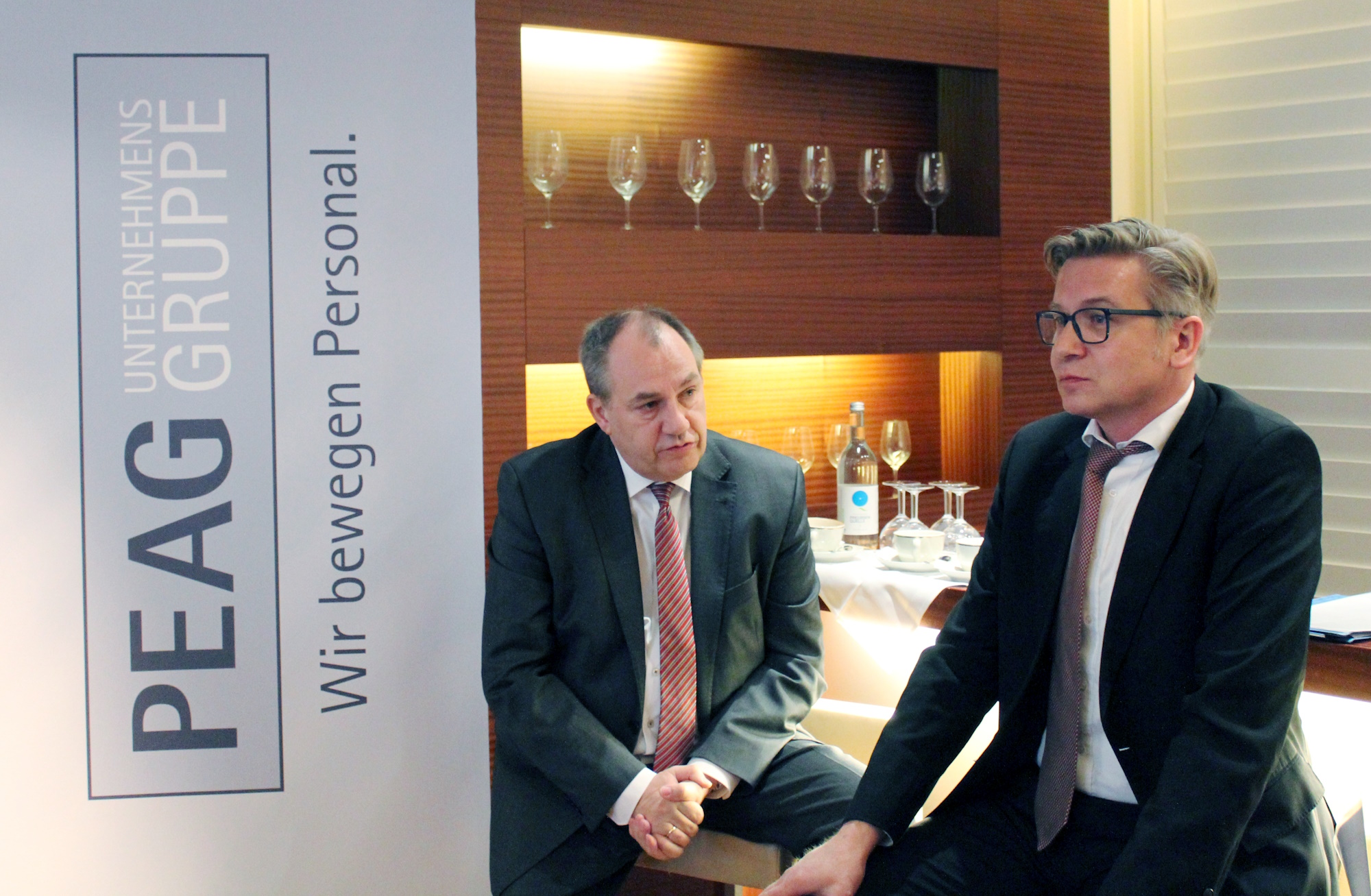 von links: Dr. Josef Braml, USA-Experte Deutsche Gesellschaft für Auswärtige Politik (DGAP), und Gerhard Handke, Hauptgeschäftsführer Bundesverband Großhandel, Außenhandel, Dienstleistungen (BGA)