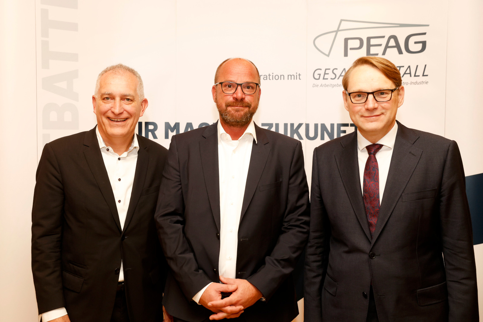Jürgen Kerner (von links), Sven Kramer und Oliver Zander 