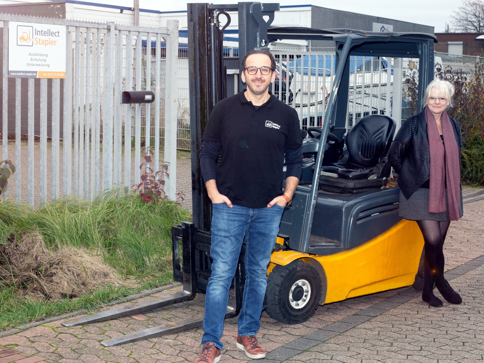 Mehmet Emin Yildiz und PEAG Transfer-Beraterin Renate Gabriel